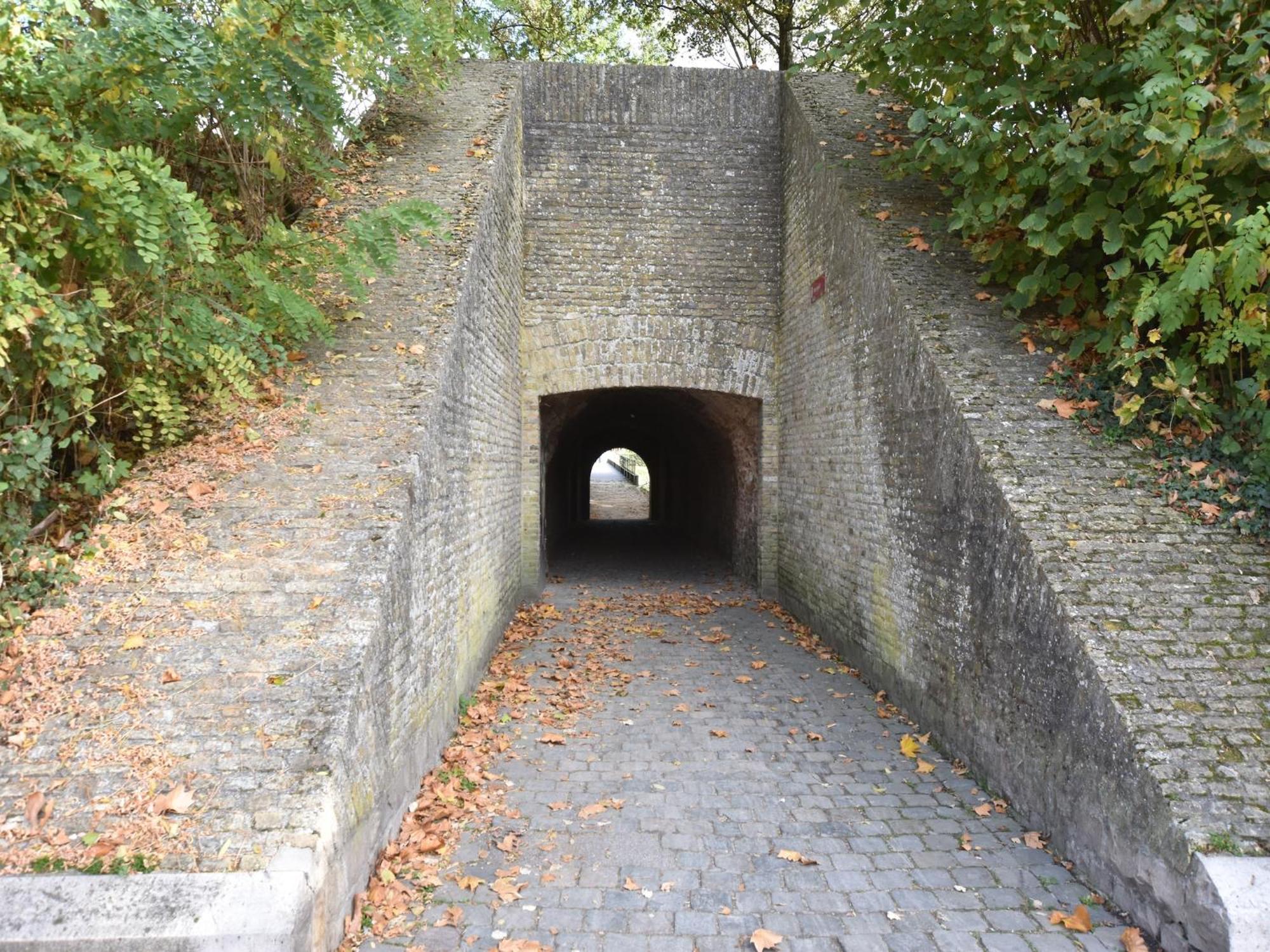 Studio In Ieper With Terrace Eksteriør bilde